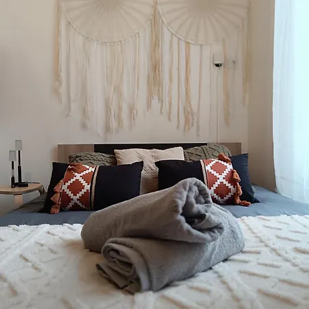 Gare Centre Calme Apartment *