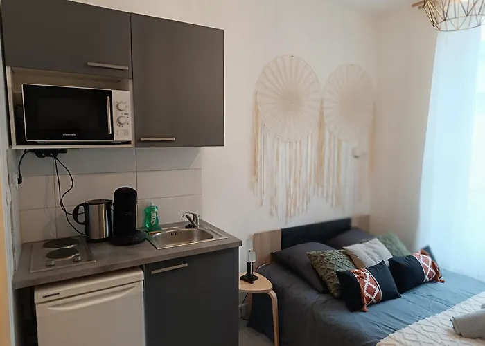 Gare Centre Calme Apartment