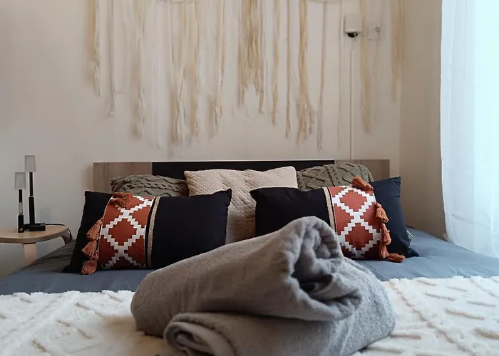 Gare Centre Calme Apartment *